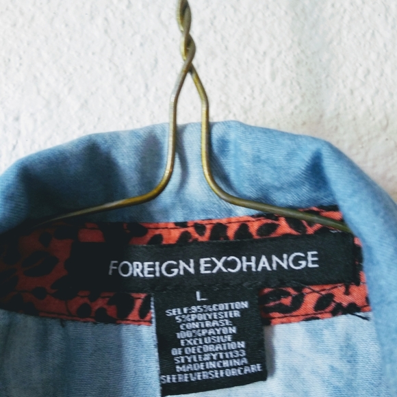 Foreign Exchange Jean Vest - Picture 3 of 5